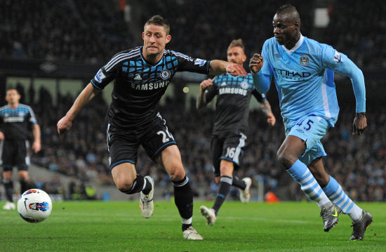 也展示了他 也展示了他